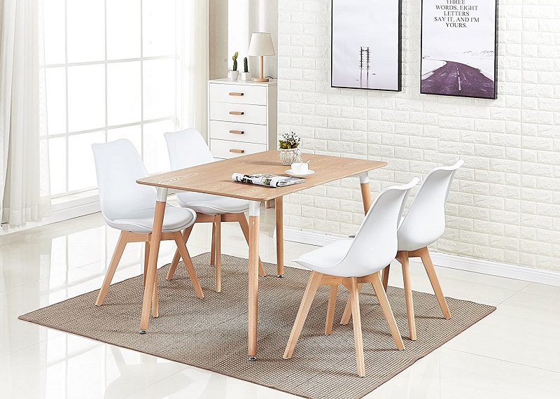 Small dining room? Try a round extendable table