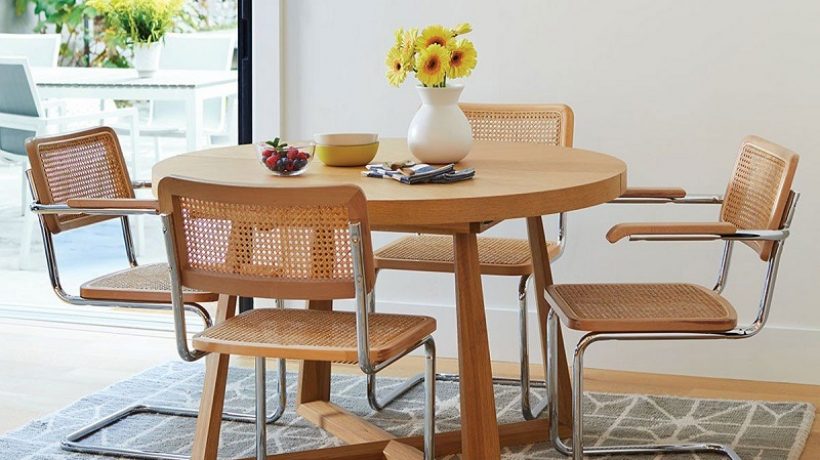 Small dining room? Try a round extendable table