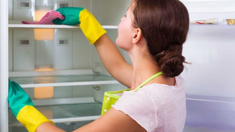 Refrigerator Refresh: A Weekly Cleaning Routine for Busy Families (and Why It Matters)