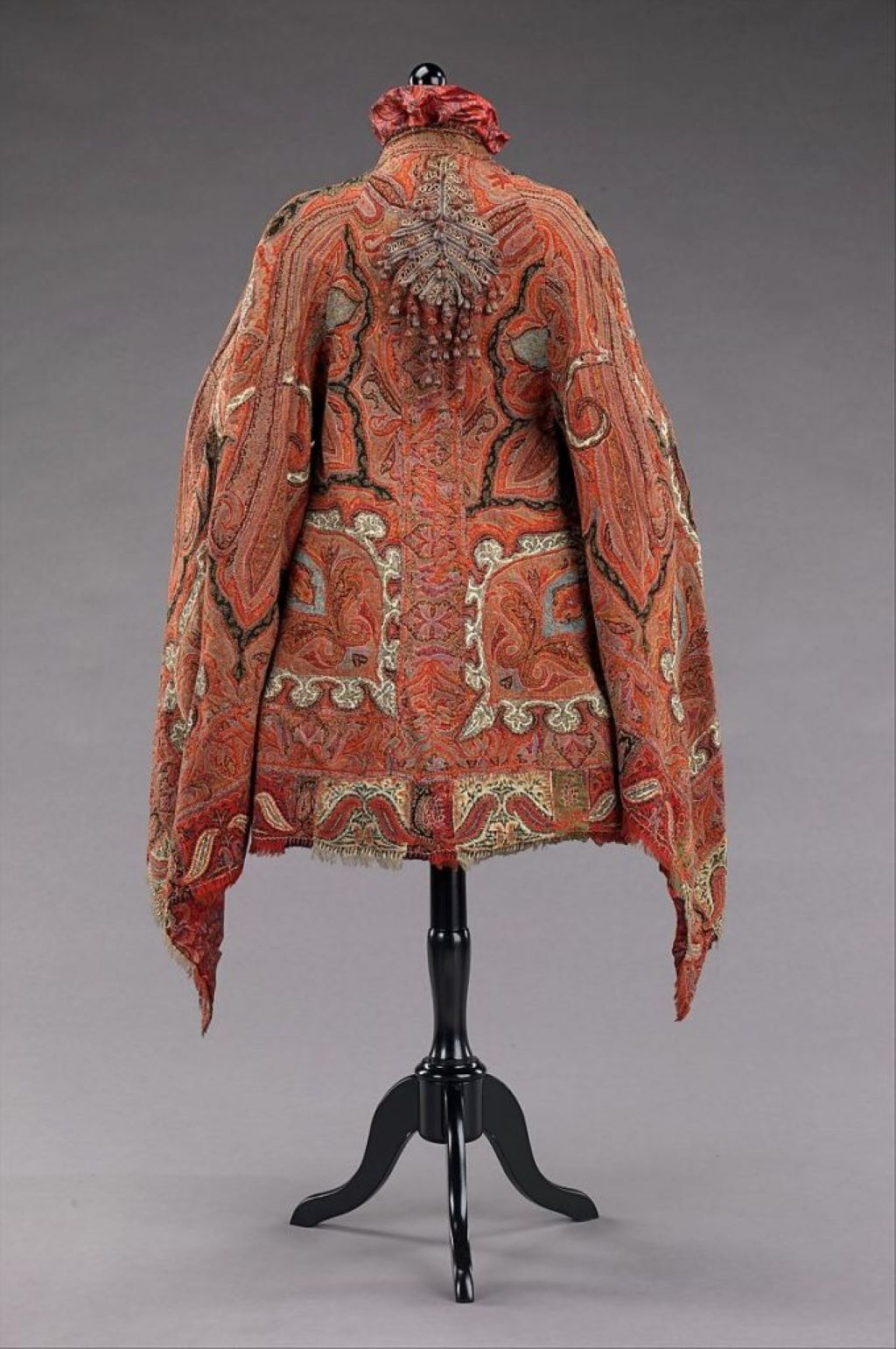 History of the dolman sleeve in modern fashion pdf
