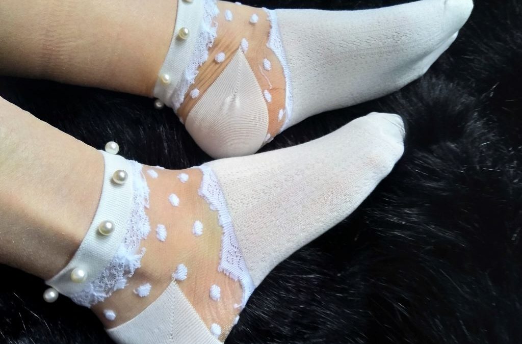 Fairy Pearl Ruffle Frilly Crew Socks Coquette